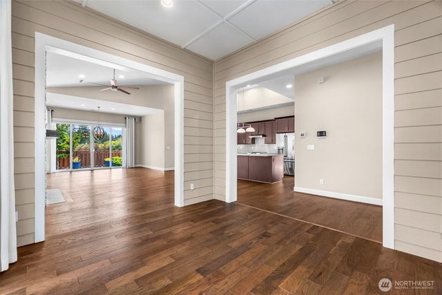 3732 Eagledale Court NW, Olympia, WA 98513