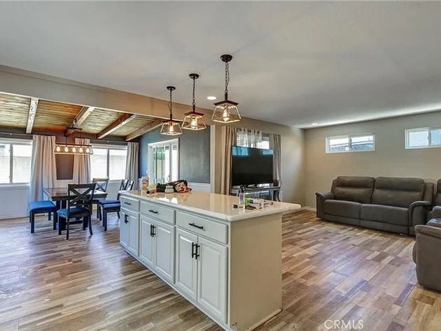 910 Saint George Court, Spring Valley, CA 91977