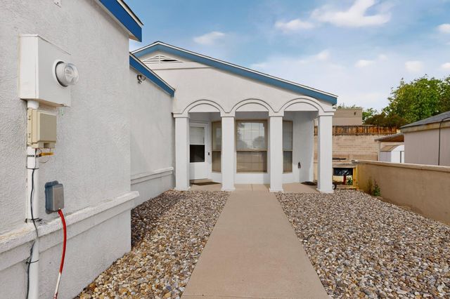 1617 Debra Place NE, Rio Rancho, NM 87144