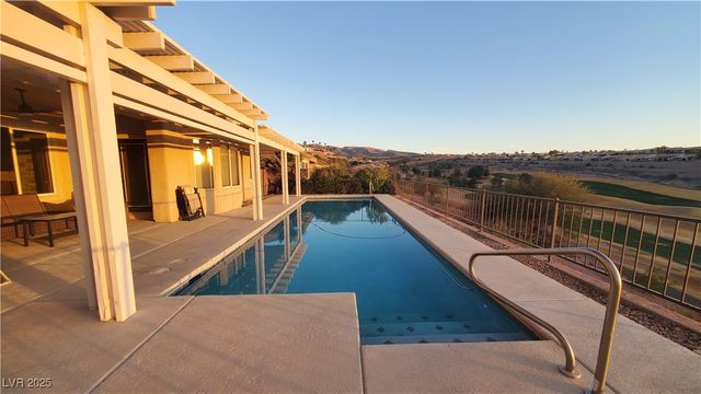 2106 Dipinto Avenue, Henderson, NV 89052