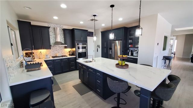 2106 Dipinto Avenue, Henderson, NV 89052