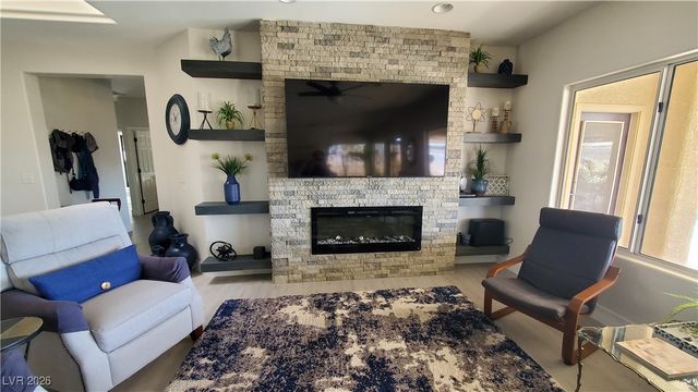 2106 Dipinto Avenue, Henderson, NV 89052