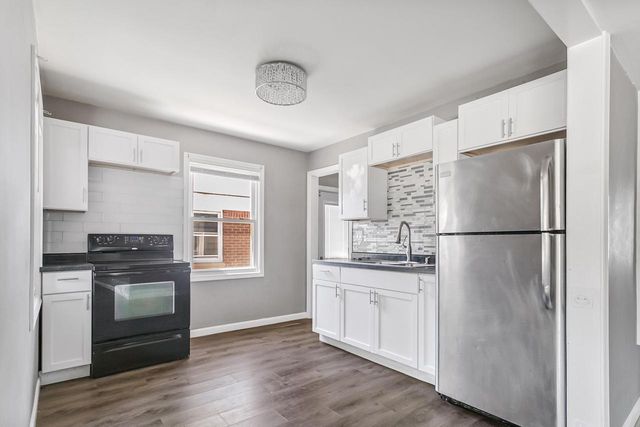 5033 N 24th STREET, Milwaukee, WI 53209