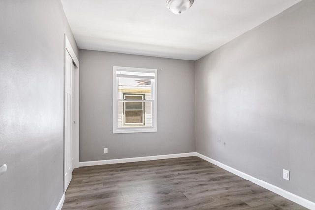 5033 N 24th STREET, Milwaukee, WI 53209