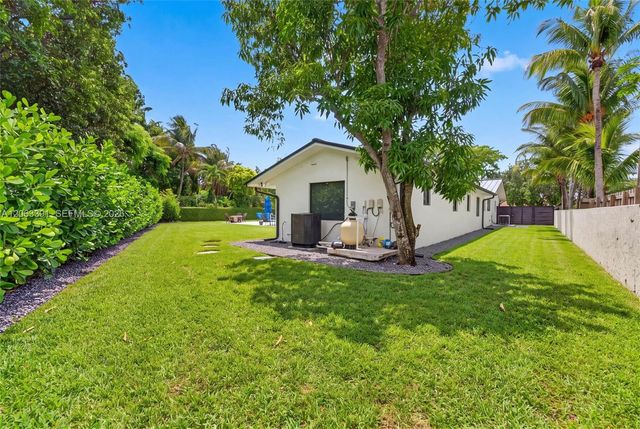 17701 SW 87th Ave, Palmetto Bay, FL 33157