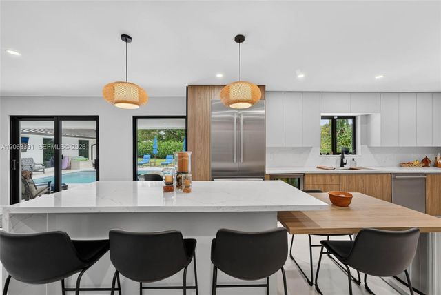 17701 SW 87th Ave, Palmetto Bay, FL 33157