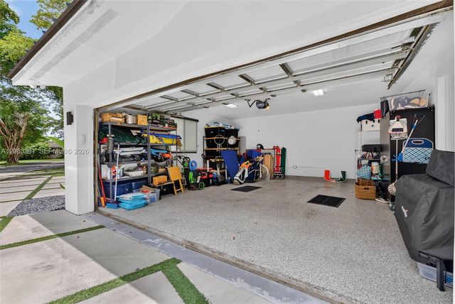 17701 SW 87th Ave, Palmetto Bay, FL 33157