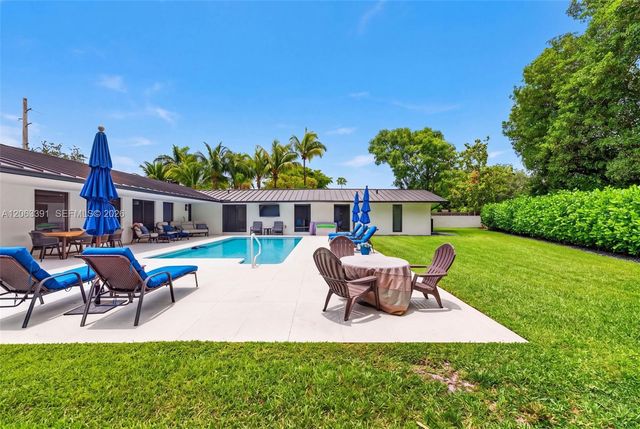 17701 SW 87th Ave, Palmetto Bay, FL 33157
