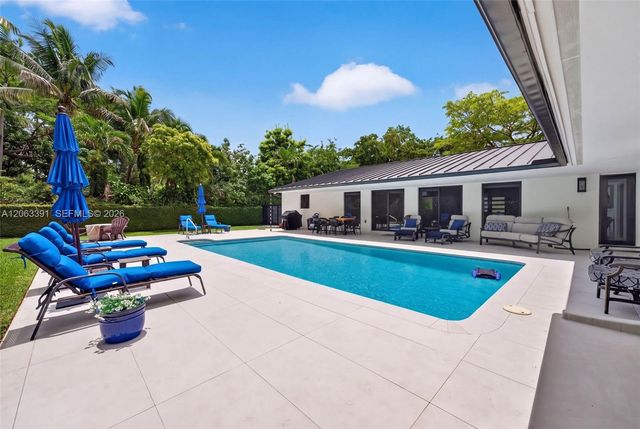 17701 SW 87th Ave, Palmetto Bay, FL 33157
