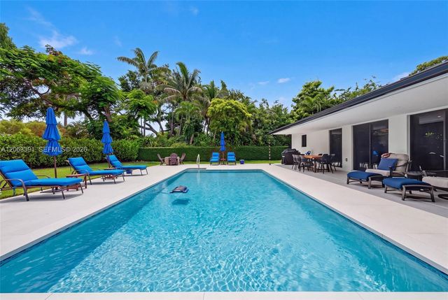 17701 SW 87th Ave, Palmetto Bay, FL 33157