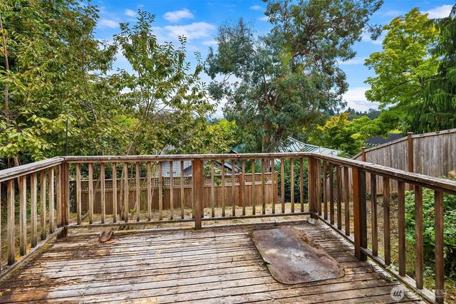 440 26th Avenue E, Seattle, WA 98112