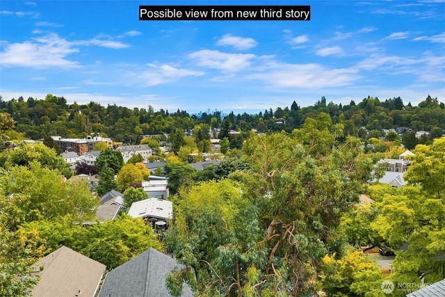440 26th Avenue E, Seattle, WA 98112