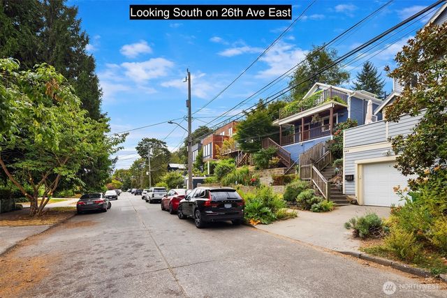 440 26th Avenue E, Seattle, WA 98112