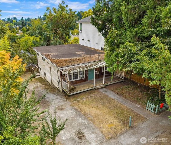 440 26th Avenue E, Seattle, WA 98112
