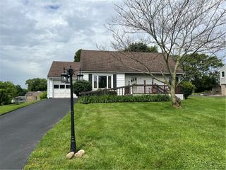 1705 10th Ave, Brighton Twp, PA 15009