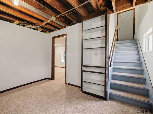 4511 N 64th Street, Omaha, NE 68104