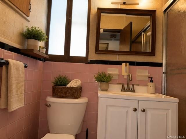 3303 Barnes Avenue, Bronx, NY 10467