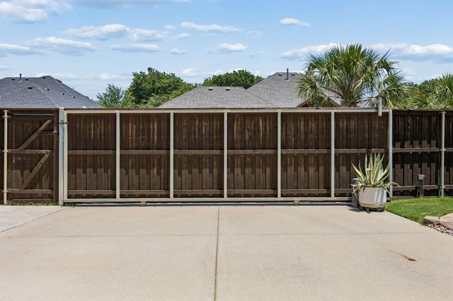 3904 Betty Street, Rockwall, TX 75087