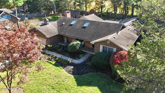 149 Dugan Lane, Toms River, NJ 08753