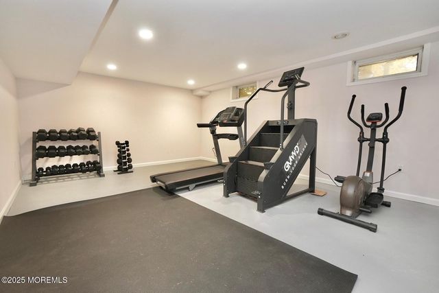 149 Dugan Lane, Toms River, NJ 08753