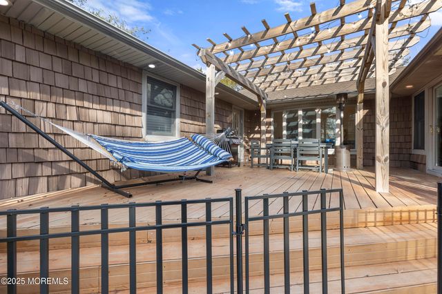 149 Dugan Lane, Toms River, NJ 08753