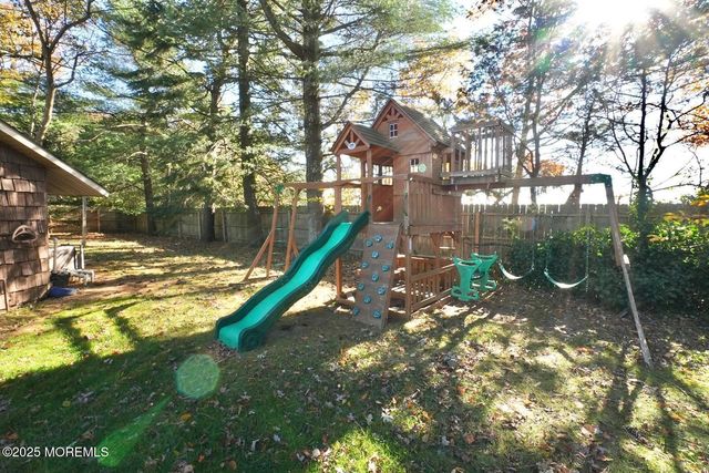 149 Dugan Lane, Toms River, NJ 08753