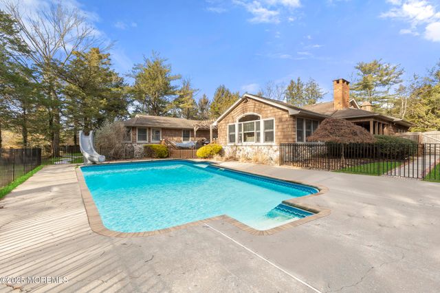 149 Dugan Lane, Toms River, NJ 08753