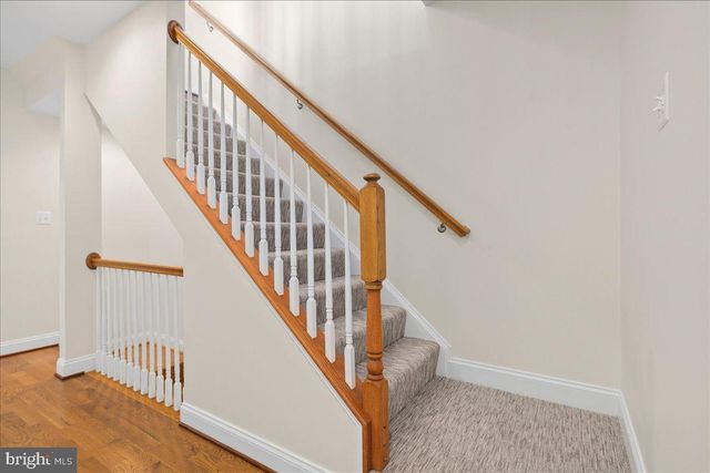 455 N GEORGE MASON DR, Arlington, VA 22203
