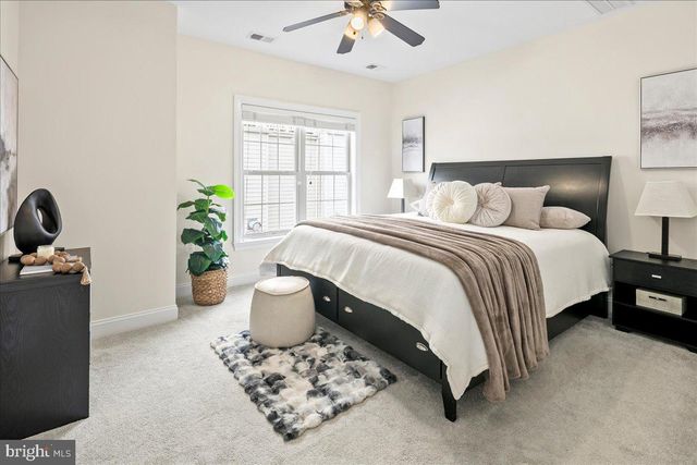 455 N GEORGE MASON DR, Arlington, VA 22203