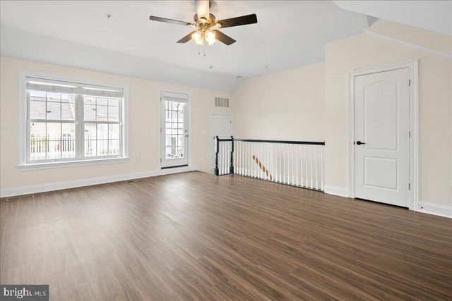 455 N GEORGE MASON DR, Arlington, VA 22203