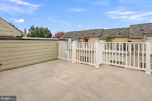 455 N GEORGE MASON DR, Arlington, VA 22203