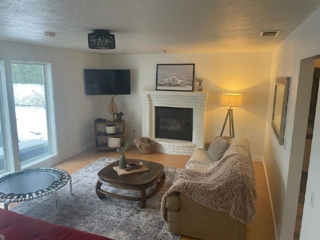 4712 E Winfield Ct, Mead, WA 99021