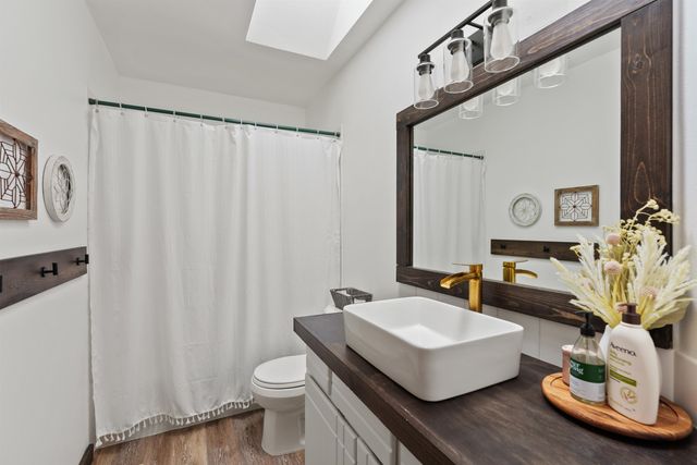 4712 E Winfield Ct, Mead, WA 99021