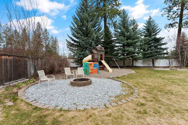 4712 E Winfield Ct, Mead, WA 99021