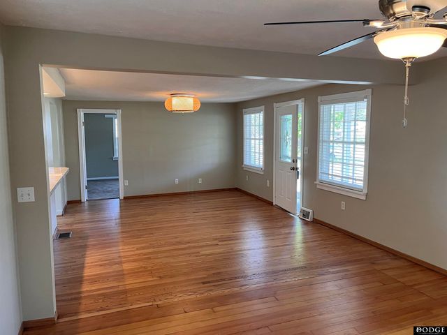 313 W Elm Street, Cedar Bluffs, NE 68015