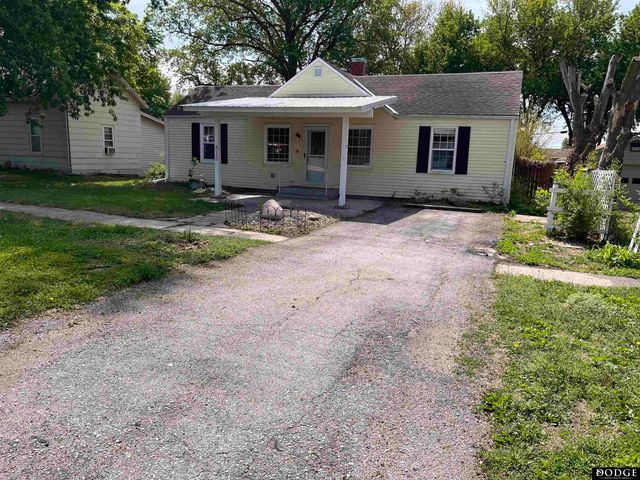 313 W Elm Street, Cedar Bluffs, NE 68015