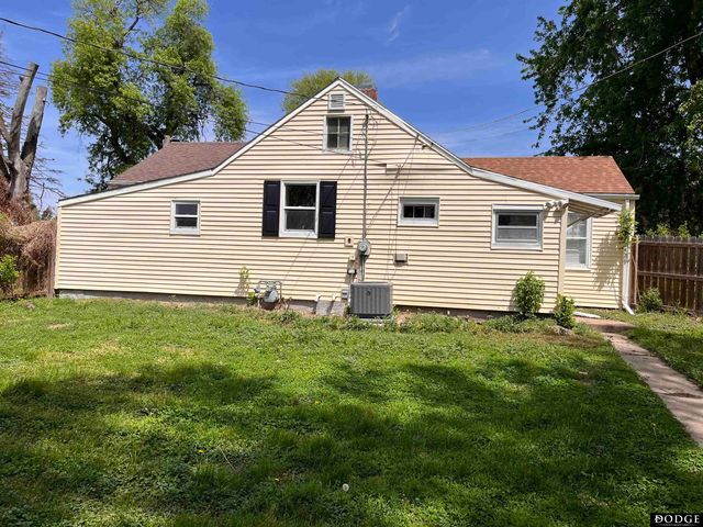 313 W Elm Street, Cedar Bluffs, NE 68015