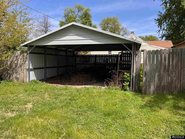 313 W Elm Street, Cedar Bluffs, NE 68015