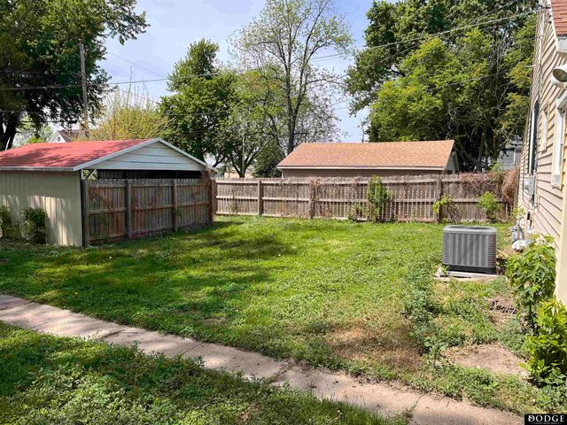 313 W Elm Street, Cedar Bluffs, NE 68015