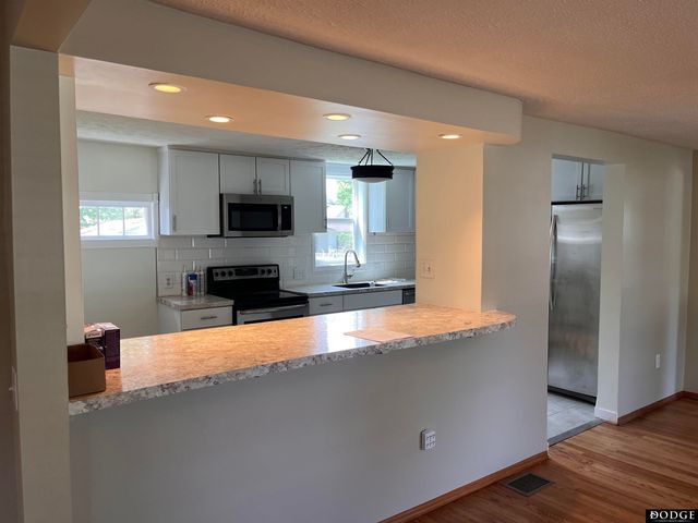 313 W Elm Street, Cedar Bluffs, NE 68015