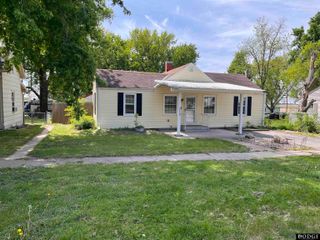 313 W Elm Street, Cedar Bluffs, NE 68015