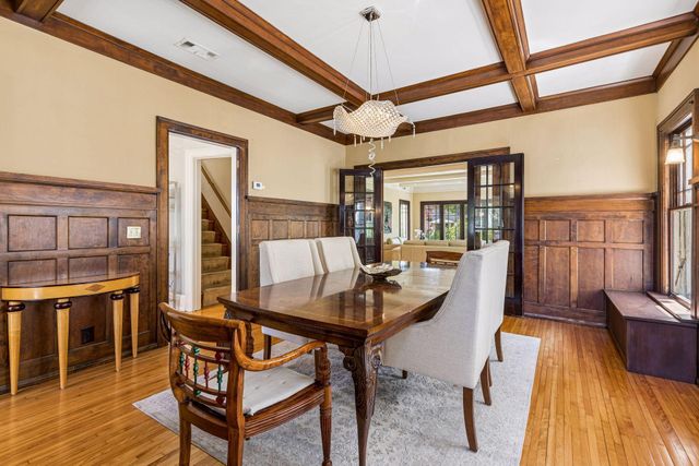 2304 Lake Place, Minneapolis, MN 55405