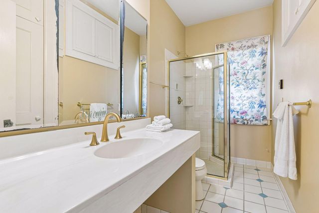 2304 Lake Place, Minneapolis, MN 55405