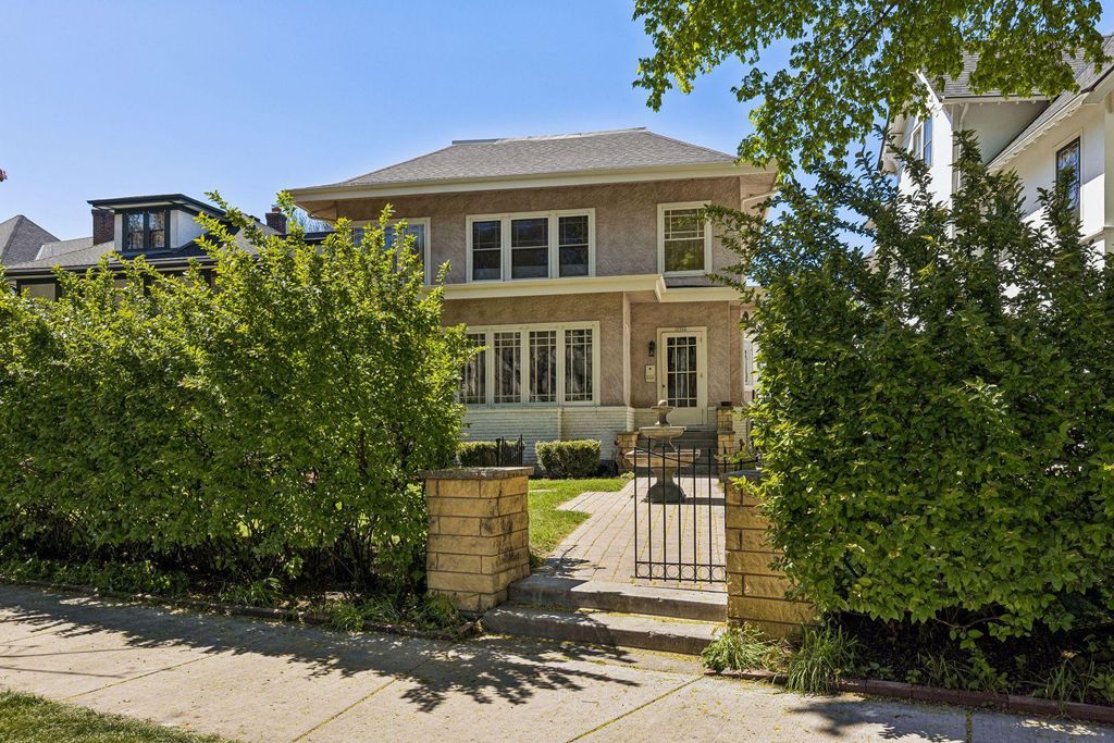 2304 Lake Place, Minneapolis, MN 55405 — photo 3
