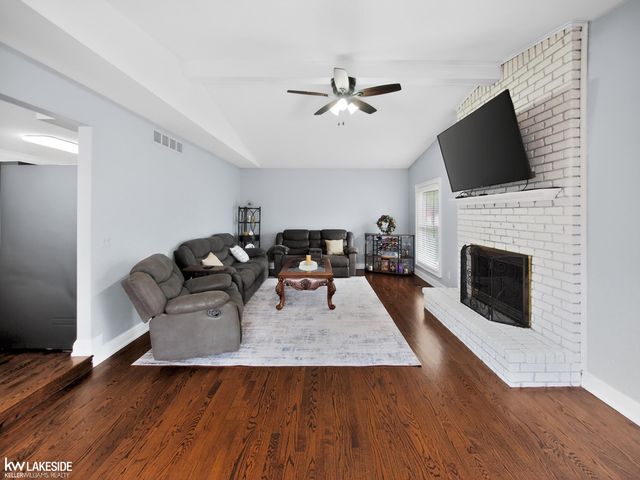 46027 Tally Ho Drive, Macomb, MI 48044