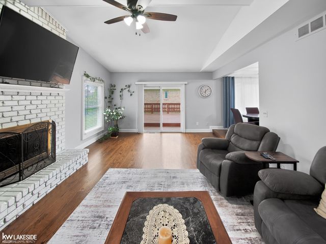 46027 Tally Ho Drive, Macomb, MI 48044