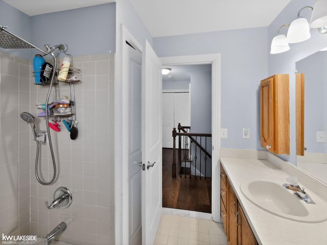 46027 Tally Ho Drive, Macomb, MI 48044