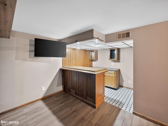 46027 Tally Ho Drive, Macomb, MI 48044