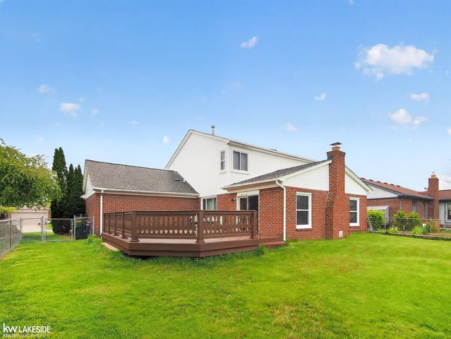 46027 Tally Ho Drive, Macomb, MI 48044
