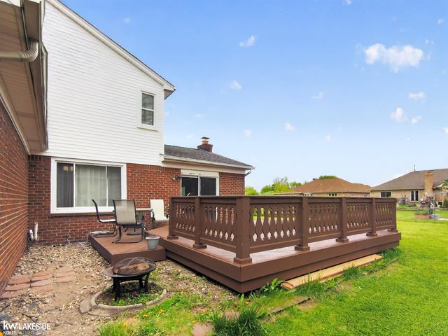 46027 Tally Ho Drive, Macomb, MI 48044